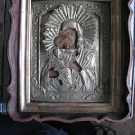 Предлагаю старинную икону Владимирской Богородицы в посеребренном окла