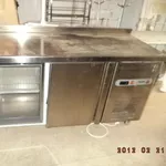Продам холодильный стол б/у