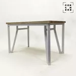 Стильный стол из ясеня