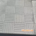 Тротуарна плитка 300×300×30 мм – якість та довговічність за вигідною ц