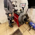 Послуги Сто. Шиномонтаж - балансировка. Развал-сходження