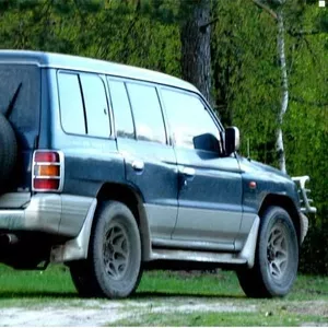 Продам Mitsubishi Pajero Wagon 1999 года выпуска.