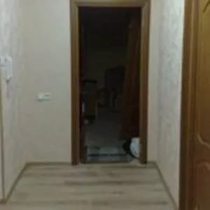 Оклейка обоев,  Штукатурка стен,  беспещанка (шпатлевка) стен и потолка