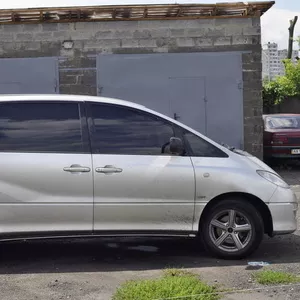 Toyota Previa 2005