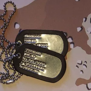 Именной армейский жетон – dog tag.  