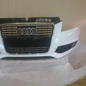 Бампер передний Audi A-3 2012р в комплекте