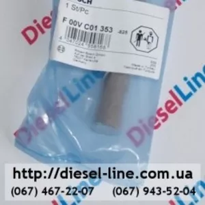 F00VC01353 Комплект клапанов Nissan,  Opel,  Renault 2.5