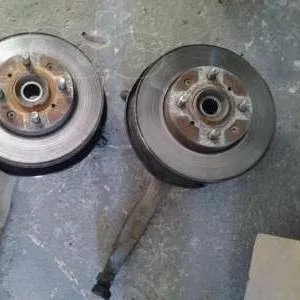  Тормозные диски,  поворотный кулак,  суппорт, передний рычаг civic ej9