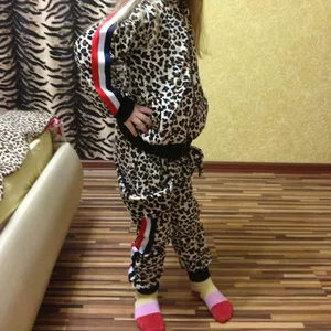 Леопардовый теплый велюровый костюмчик для девчонок и мальчишек