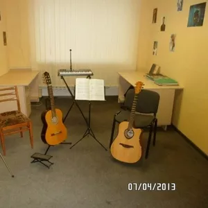 Уроки гитары в Киеве.Нивки