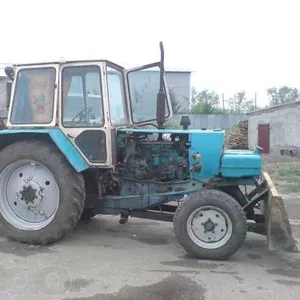 Экскаватор ЮМЗ в хорошем состоянии