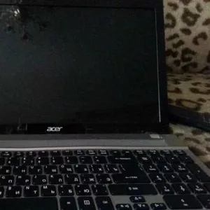 Нерабочий  ноутбук  Acer Aspire 5710(разборка).