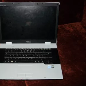 Нерабочий ноутбук Fujitsu-Siemens Esprimo V6535.