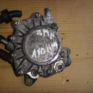  Вакуумный насос фольцваген VW AUDI 2.0 TDI BMN  03G145209C