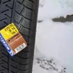 235/70 R16 106T Michelin Latitude Alpin новые 4шт