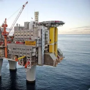 На нефтеплатформы 