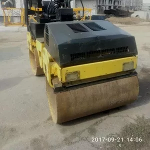 Каток  Bomag BW135AD