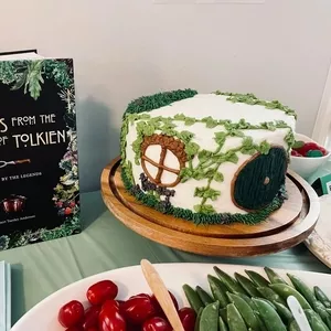 Кулинарная книга рецептов Вселенной Средиземья Толкиена