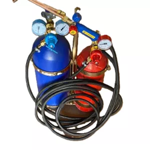 Балони в комплекті для газозварювальних робіт