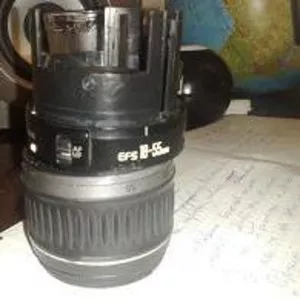 Продам объектив Canon efs 18-55 mm (нерабочий)