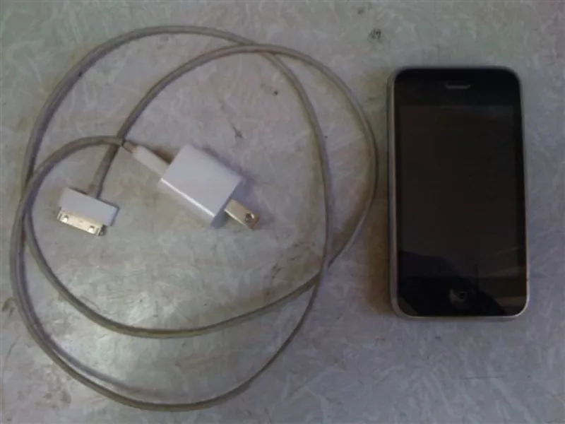 продам недорого iPhone 3G 8/16Gb в Киеве 4