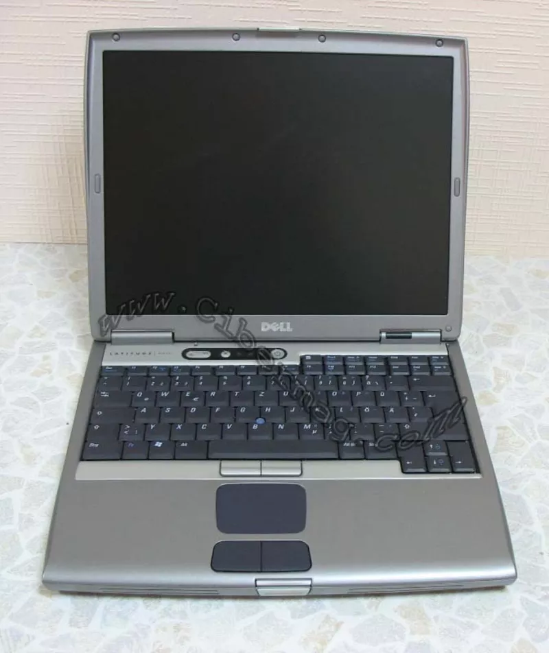 Ноутбук Dell Latitude D600