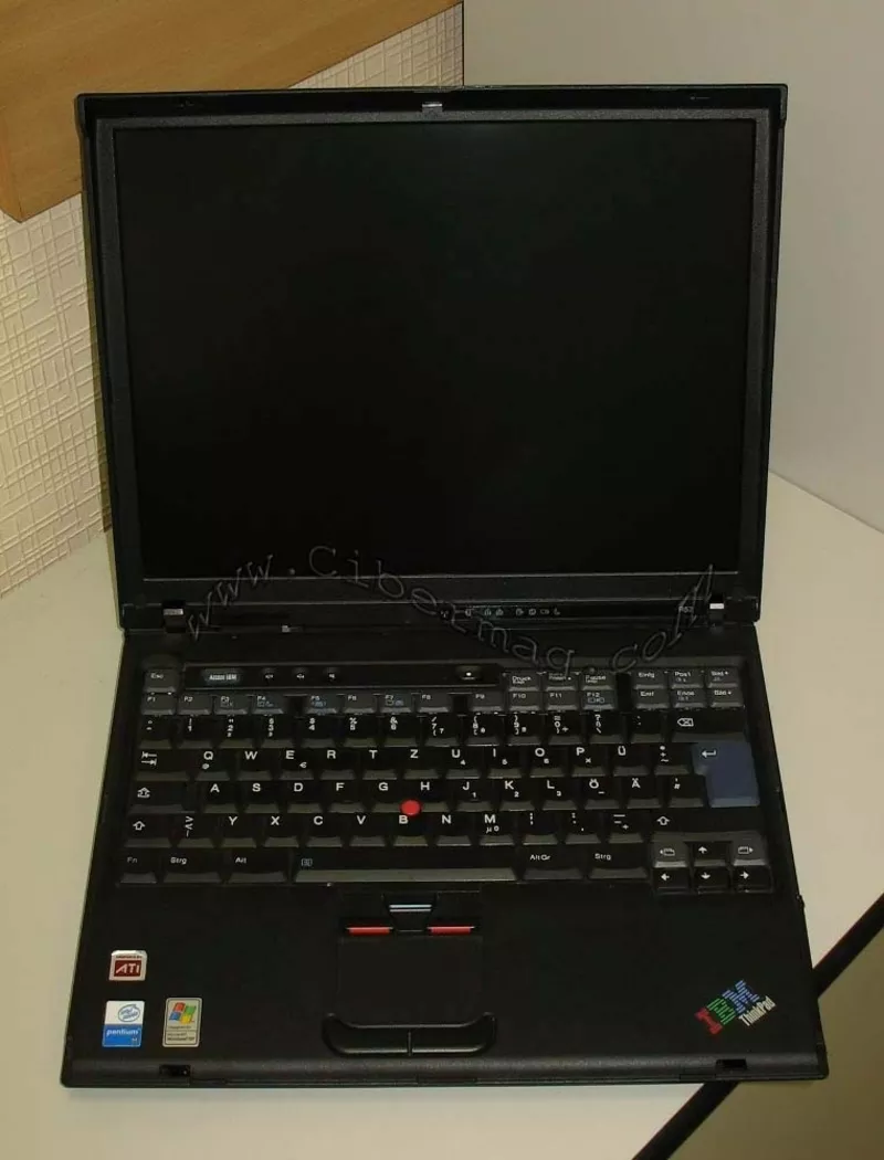 Ноутбук IBM ThinkPad R52 