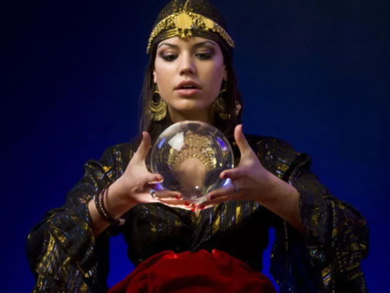 Экстрасенс,  биоэнергетик