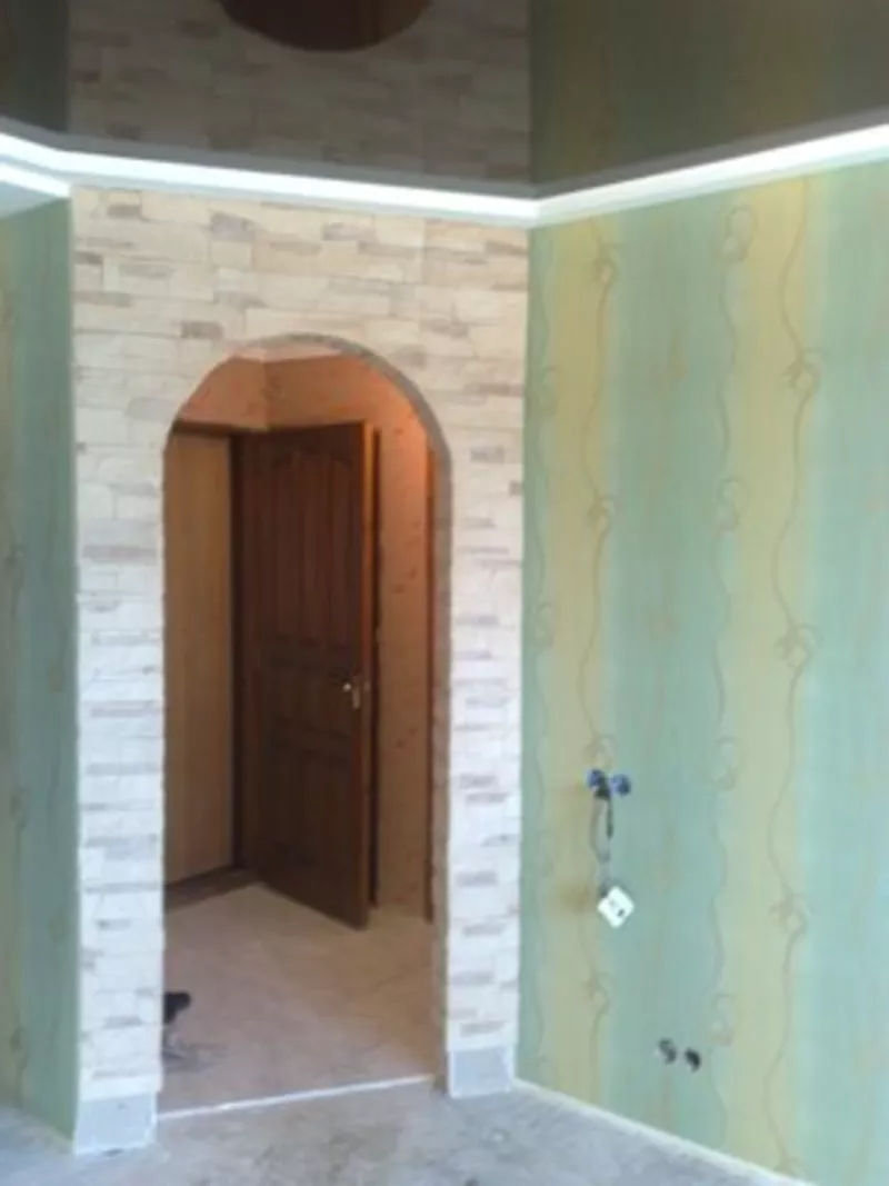 поклейка обоев