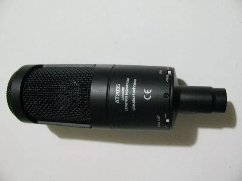 Продам студийный микрофон Audio Technica АТ2035   3