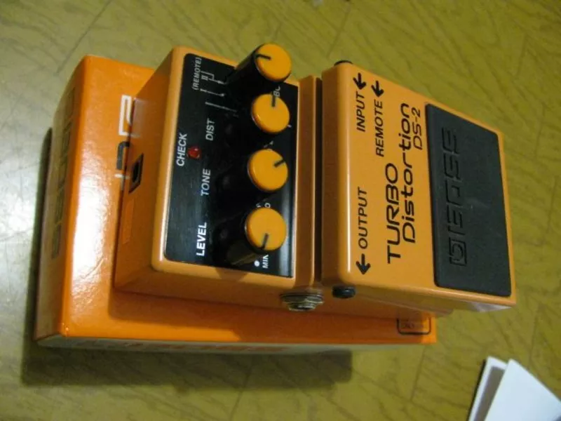 Продам BOSS DS-2 TURBO Distortion 2