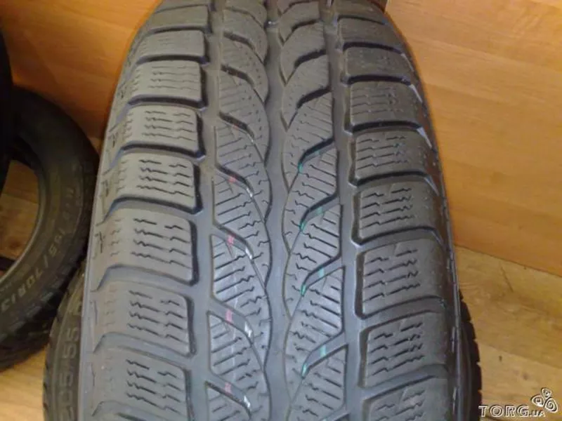 Пара хорошой резины 205/ 55 R16 2