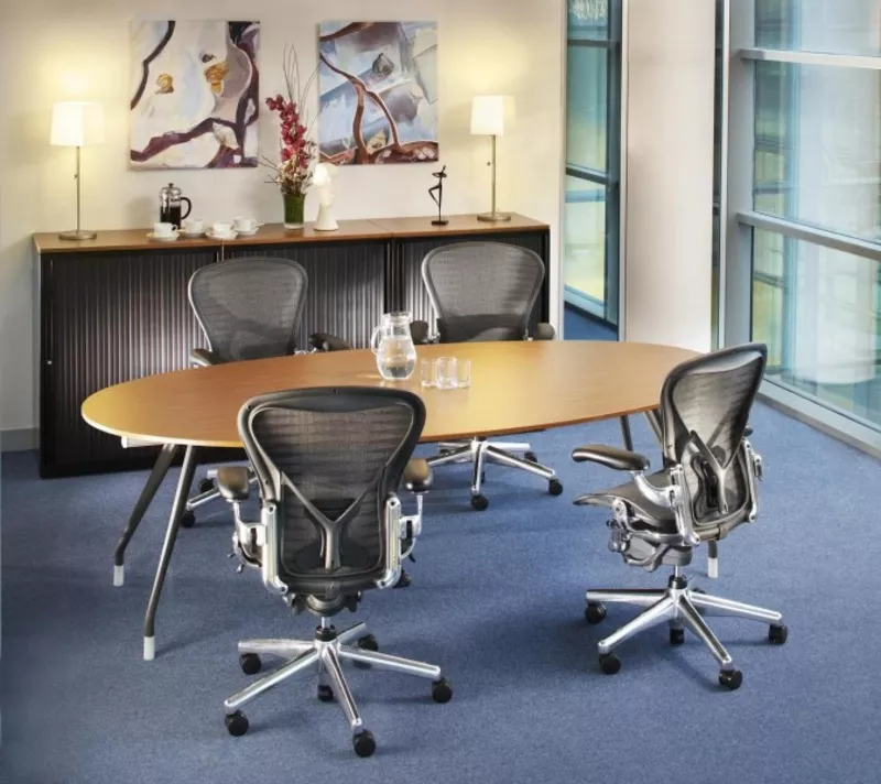 Рабочее кресло Herman Miller Aeron Polished Aluminum 3