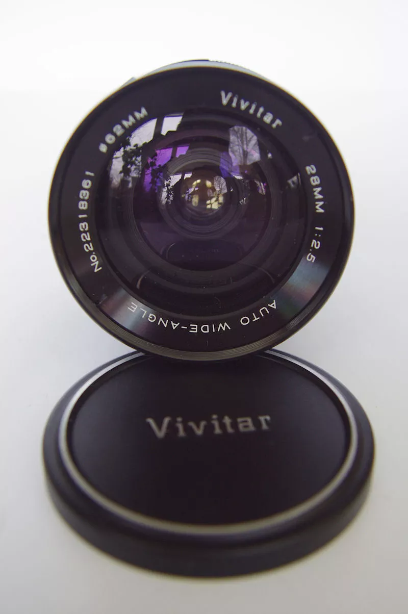 Vivitar 28mm 1:2.5  Minolta MD 2