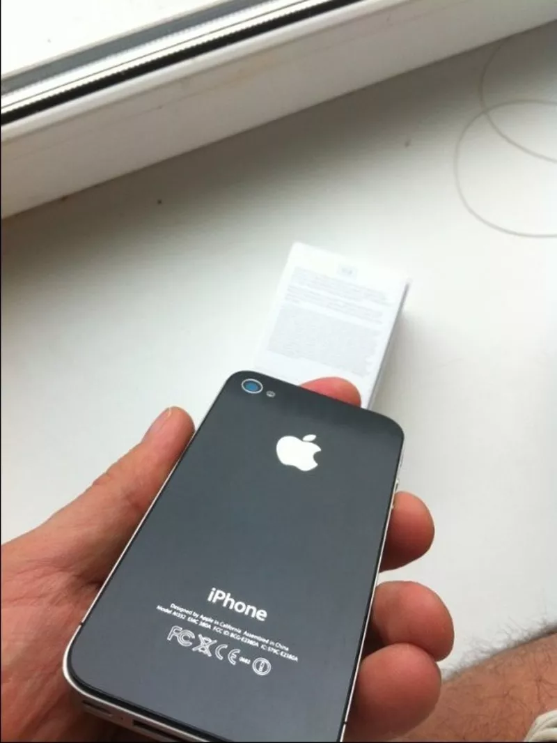 Apple iPhone 4 16 gb Black neverlock как новый 2