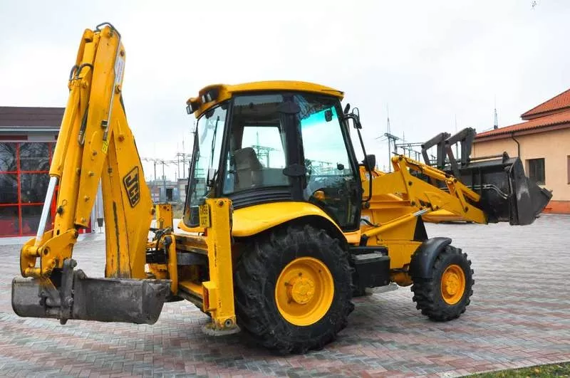 Экскаватор-погрузчик JCB 3CX (2007 год)