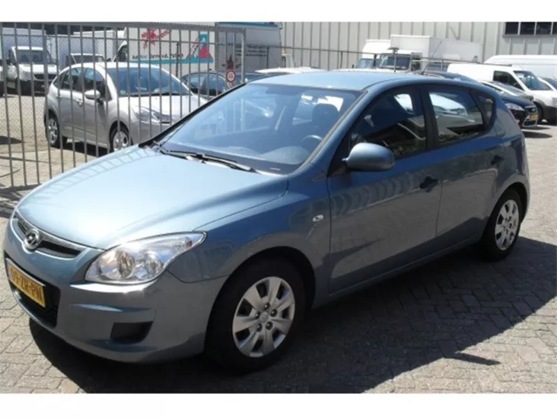 Разборка Hyundai i30 б/у купить оригинальные запчасти запчастини 