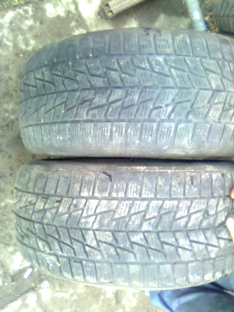 Резину б/у BridgeStone Studles R-19 255/40  