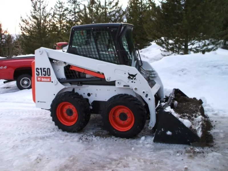 Мини погрузчик Bobcat S150 3