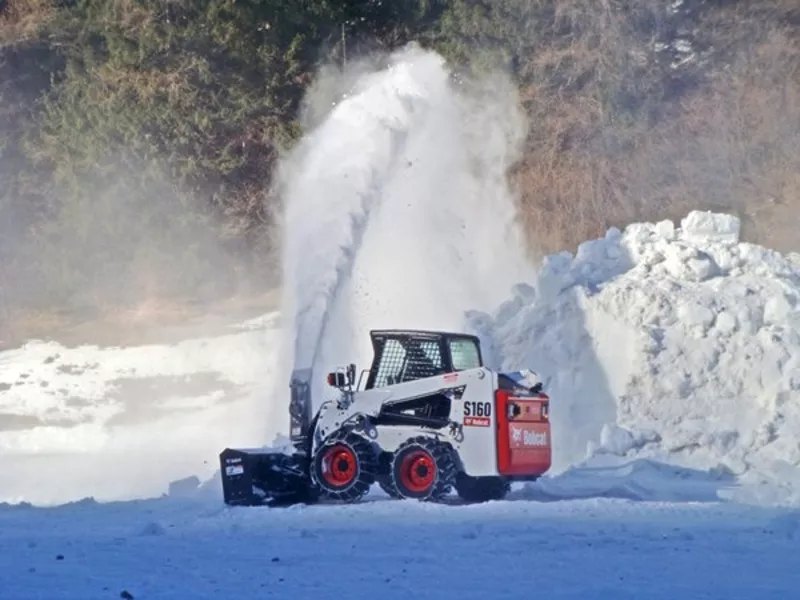 Мини погрузчик Bobcat S160 4