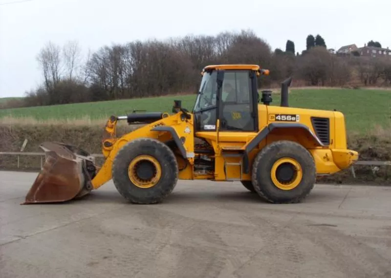 Фронтальный погрузчик JCB 456e ZX 2