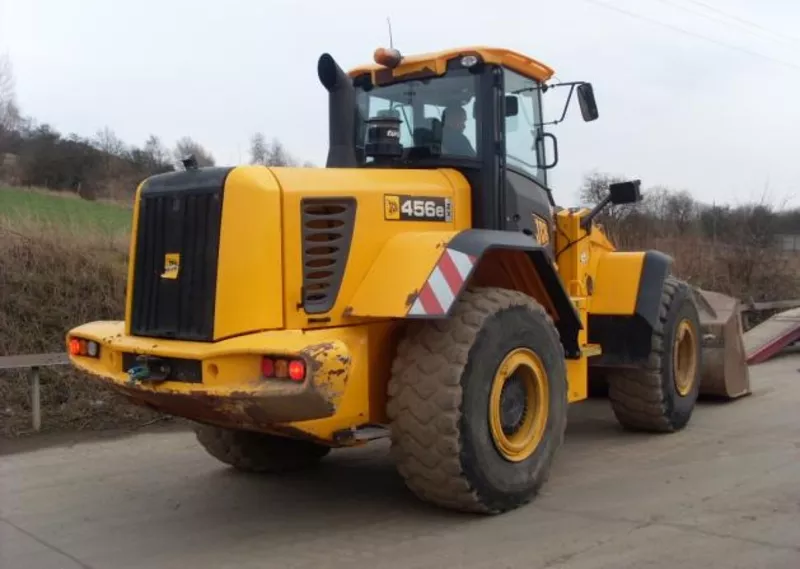 Фронтальный погрузчик JCB 456e ZX 4