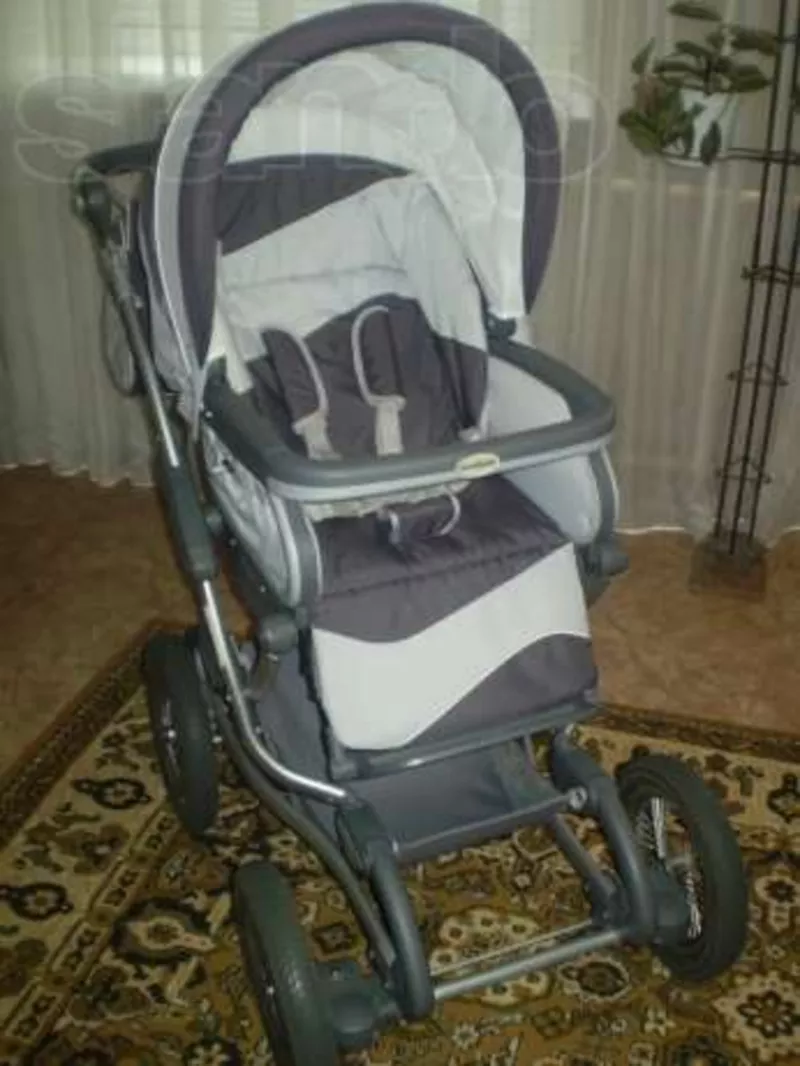 Продам детскую универсальную коляску Goodbaby C706,  в отличном состоян 2