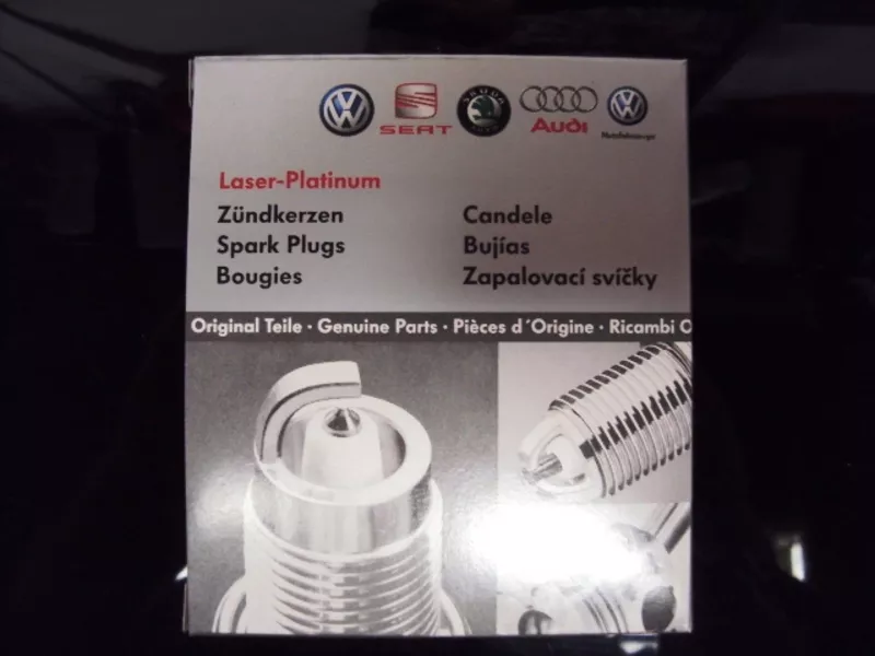 Новые оригинальные свечи зажигания 101000033AA оптом из Германии.