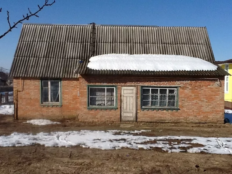 дом одноетажн не дорого в Макарове газ.свет.ценр.вода асфальт до дома  2