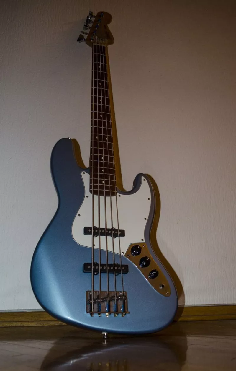 Fender Jazz Bass 5 Mexico 3