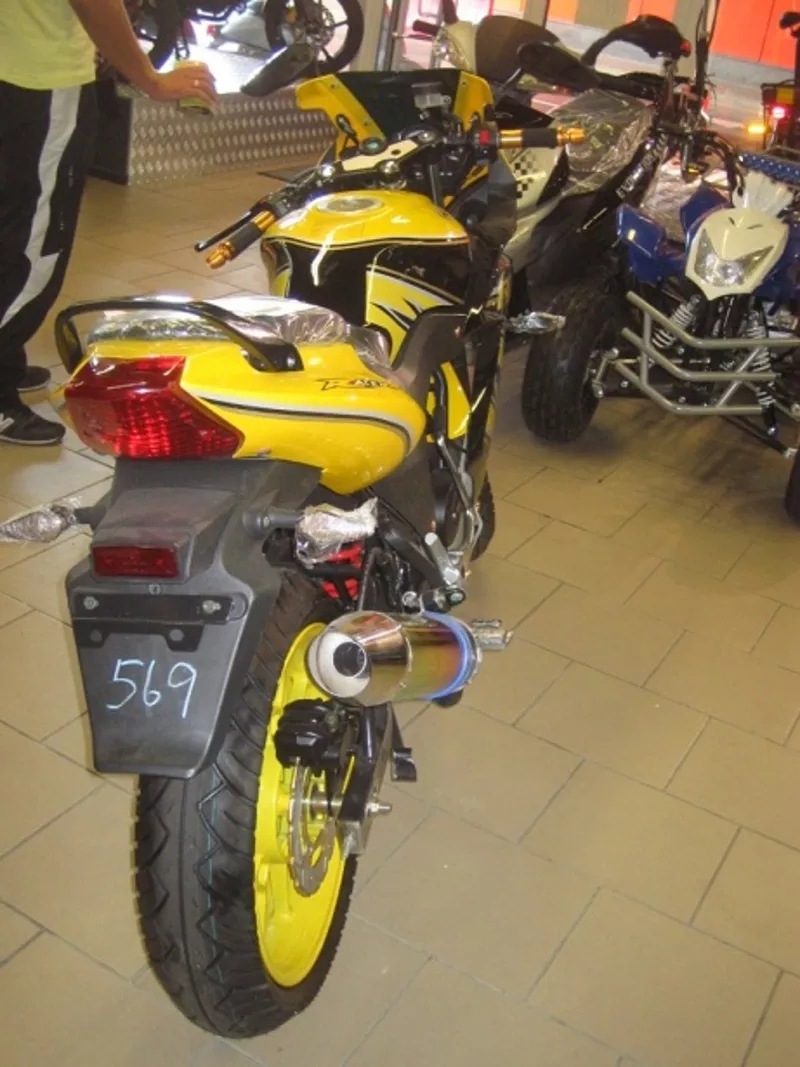 Продам новый мотоцикл G-Max Racer 50 5