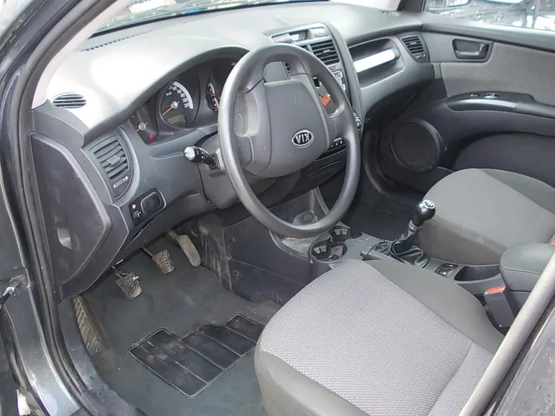 Разборка KIA Sportage 2007 года в Киеве 4