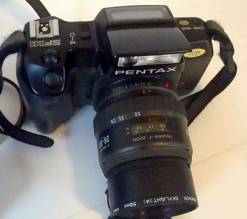 Pentax SF-10 + Sigma UC Zoom 28-70 f3.4-4.5
