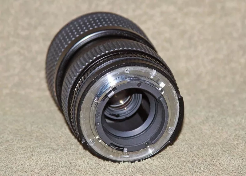 Tokina 28-70mm f/2.8-4.3 байонет Nikon F  N/Ai 3